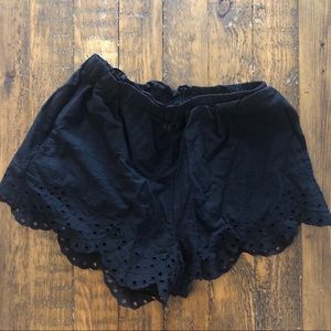 Black Linen Shorts | H&M